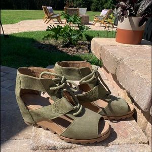 Sorel Joanie Leather Wedge Sandals